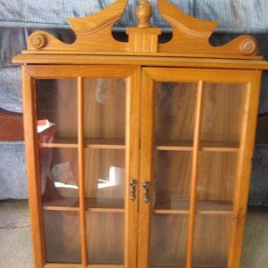 Table Top/Wall Mounted Curio Cabinet w/glass doors (display case)